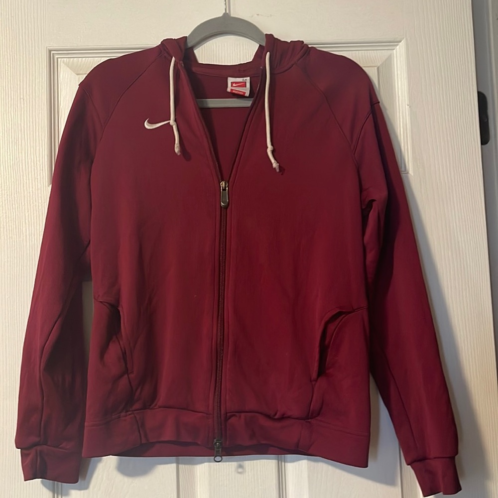 Nike fit dry women sweater